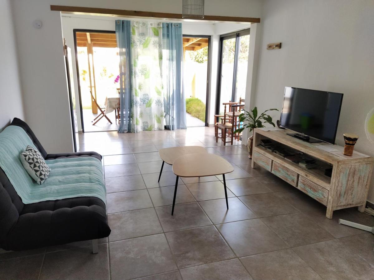 Jolie Maison T3 A St Pierre, 2 Chambres Avec Sdb, Grande Varangue, Jardin Saint Pierre Exterior foto